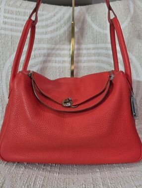 Hermes Lindy 34 Salmon Coral Clemence Leather Shoulder Bag with Turn-Lock Accent